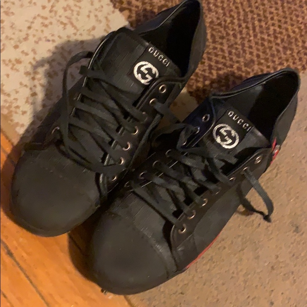 Men’s Gucci sneakers